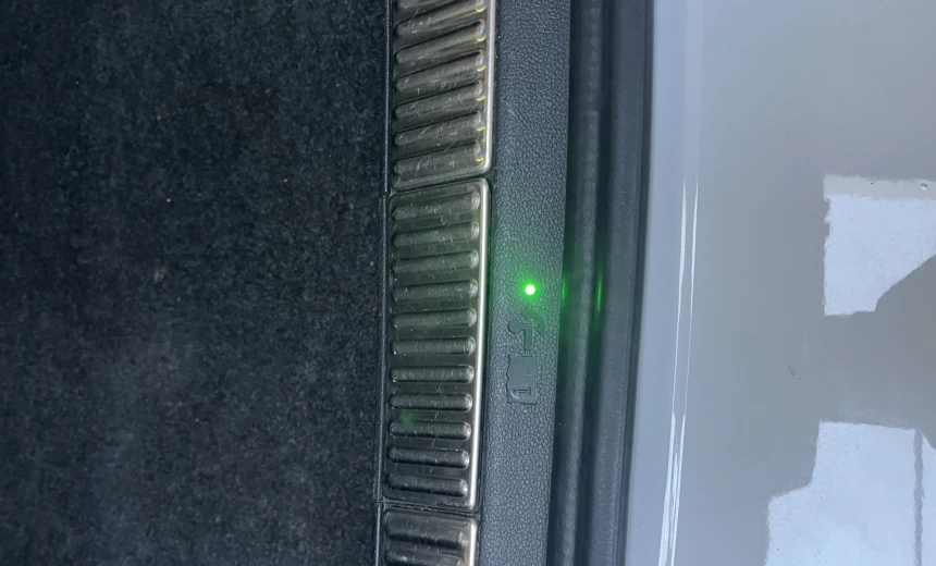 Skoda Superb 2015 Gasoline Automatic Image 7