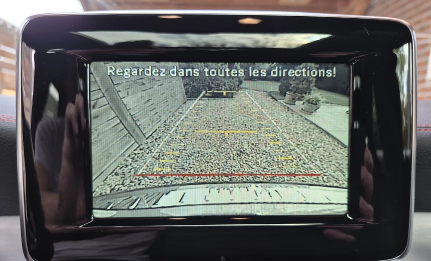 Mercedes-Benz GLA 200 2015 Diesel Manual Image 17