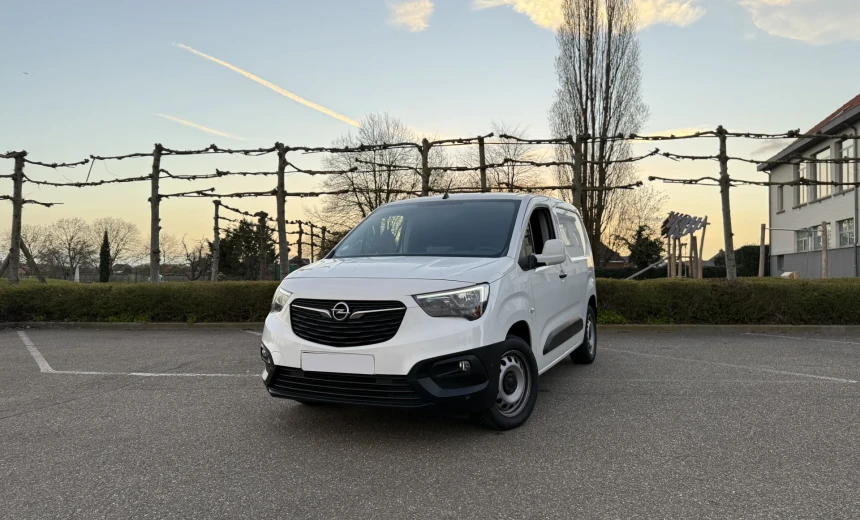 Opel Combo 2020 Diesel Manual Image 0