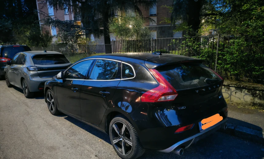 Volvo V40 2017 Diesel Manual Image 2
