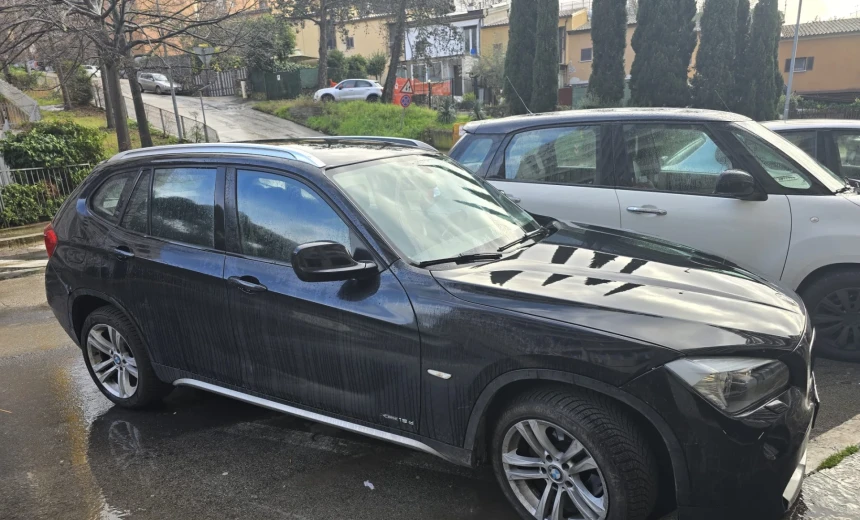 BMW X1 2010 Diesel Manual Image 4