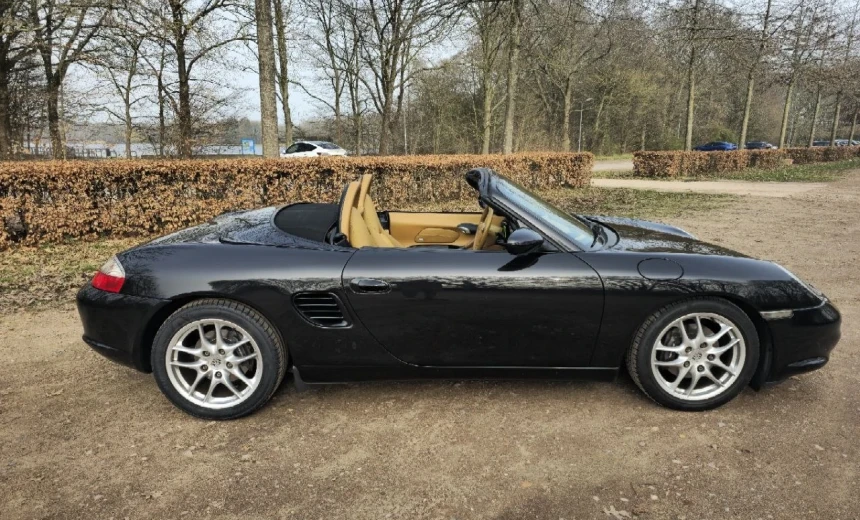 Porsche Boxster 2004 Gasoline Automatic Image 1