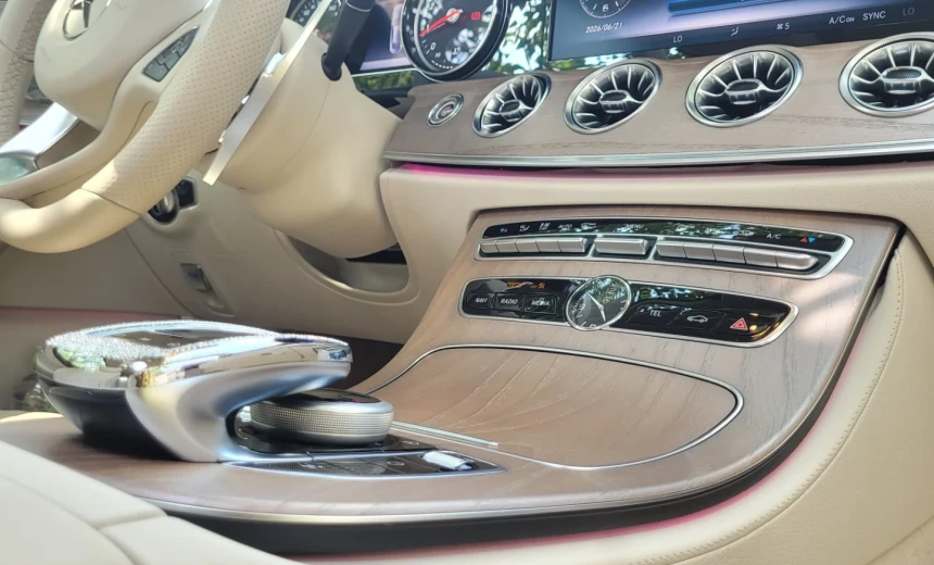 Mercedes-Benz E 300 2017 Gasoline Automatic Image 5