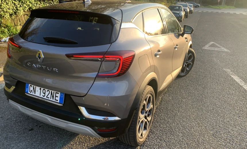 Renault Captur 2023 LPG Manual Image 7