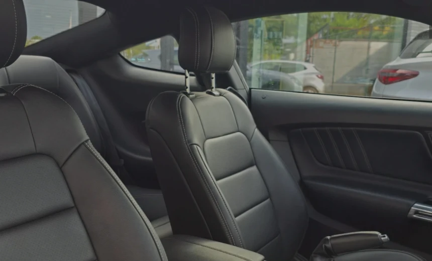 Ford Mustang 2018 Gasoline Automatic Image 17