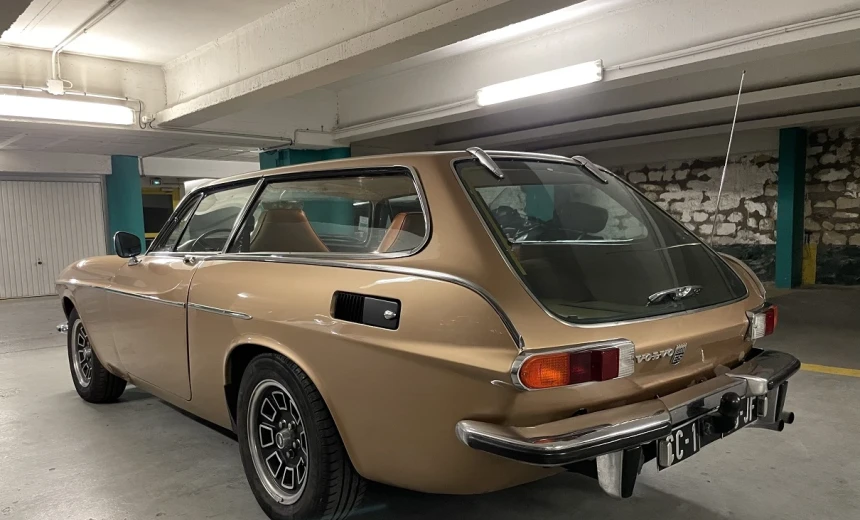 Volvo P1800 1972 Gasoline Manual Image 3