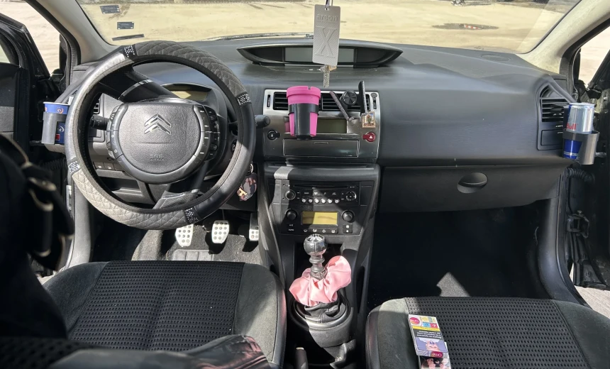 Citroen C4 2006 Diesel Manual Image 3