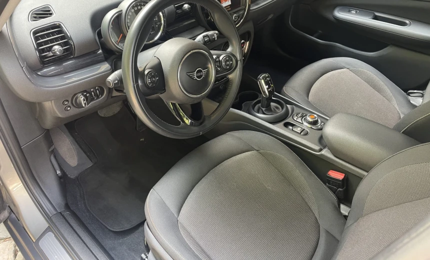 MINI One Clubman 2018 Gasoline Automatic Image 12