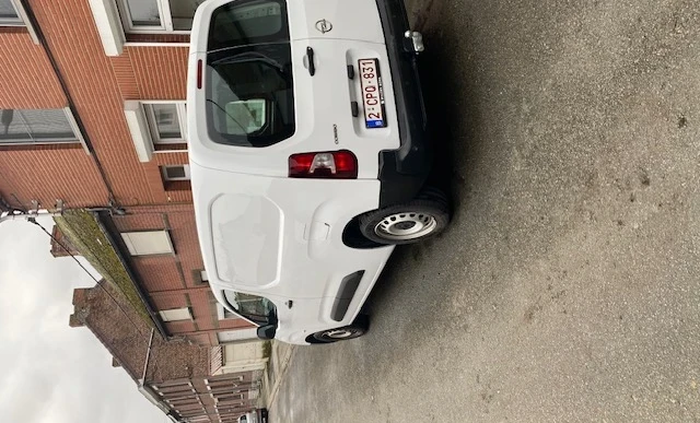 Opel Combo 2022 Diesel Manual Image 3