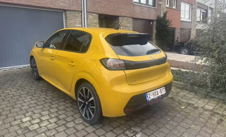 Peugeot 208 2020 Gasoline Automatic Image 3