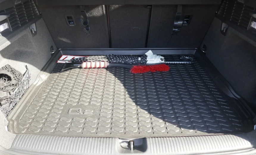 Audi Q2 2017 Gasoline Manual Image 10