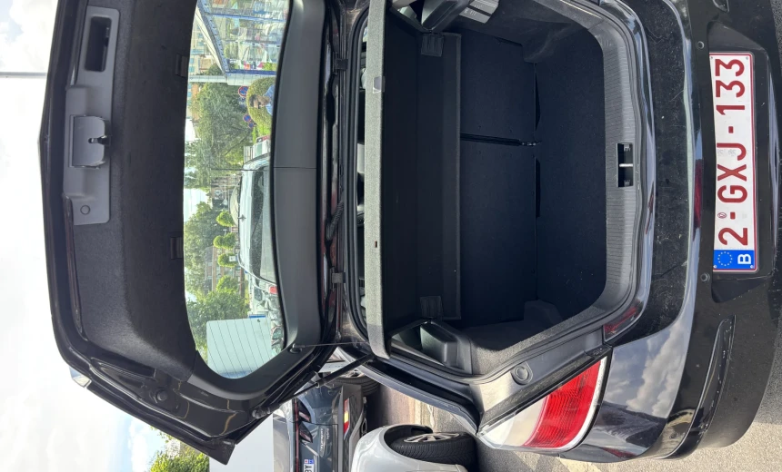 Toyota Corolla 2015 Diesel Manual Image 6