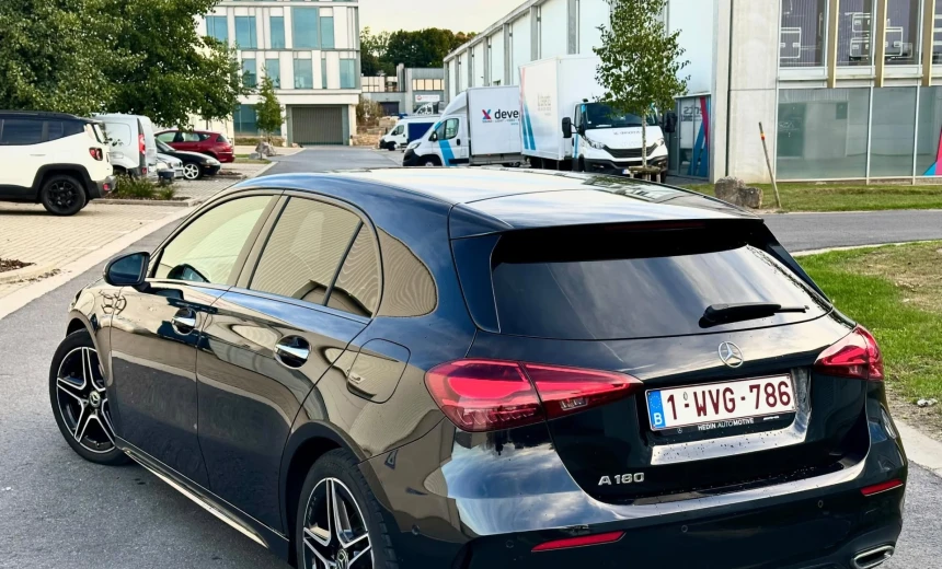 Mercedes-Benz A 180 2023 Hybrid Electric/Gasoline Automatic Image 1