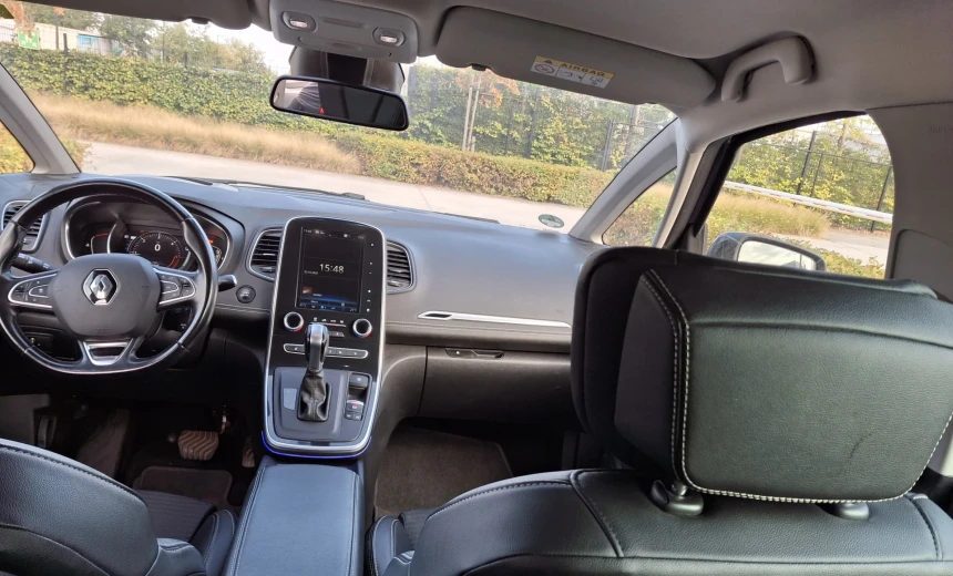 Renault Grand Scenic 2018 Diesel Automatic Image 2