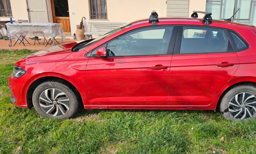 Volkswagen Polo 2022 Gasoline Manual Image 2