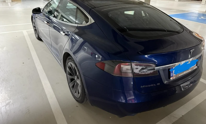 Tesla Model S 2018 Electric Automatic Image 3
