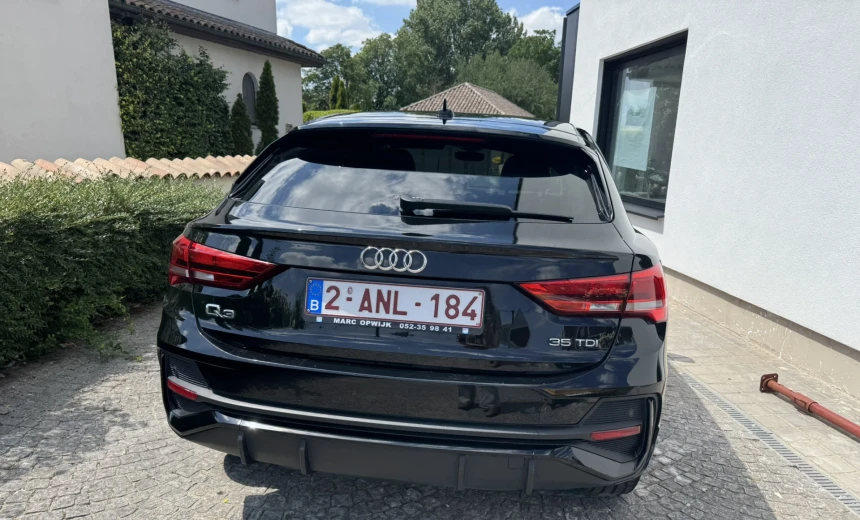 Audi Q3 2021 Diesel Automatic Image 9