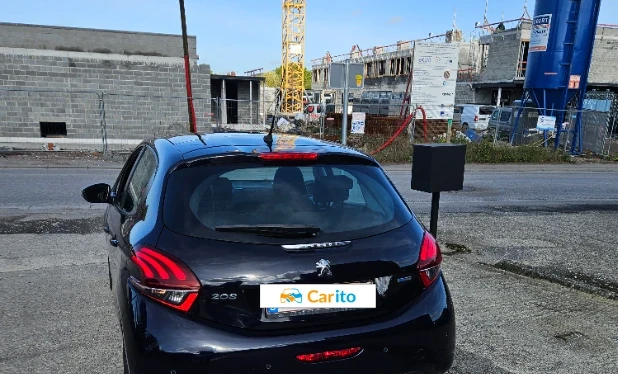 Peugeot 208 2017 Gasoline Manual Image 2