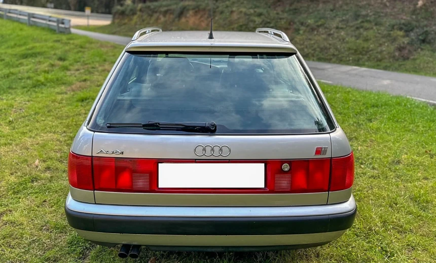 Audi S4 1992 Gasoline Automatic Image 3