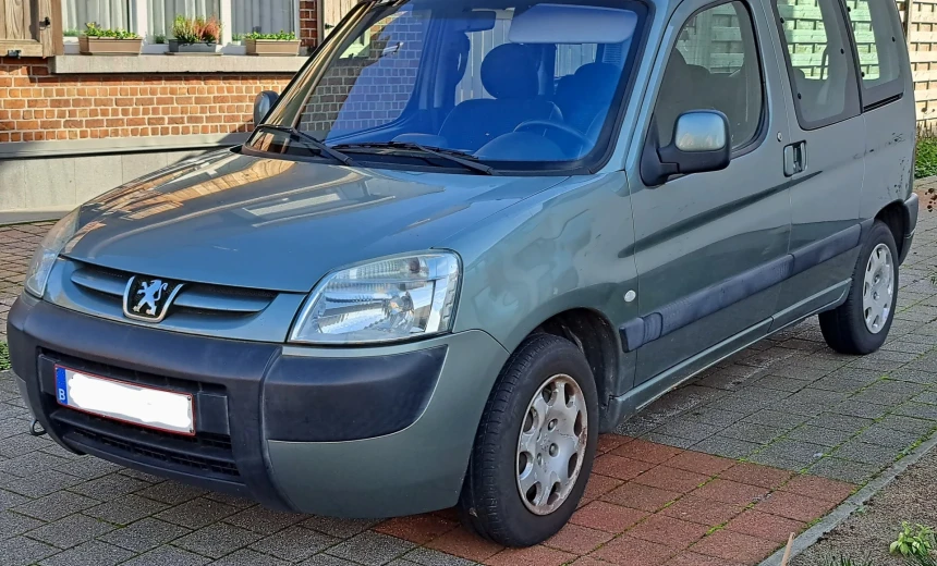 Peugeot Partner 2005 Gasoline Manual Image 3