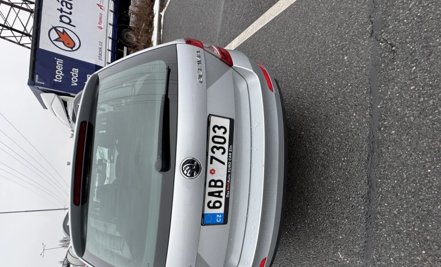 Skoda Octavia 2017 Diesel Automatic Image 5