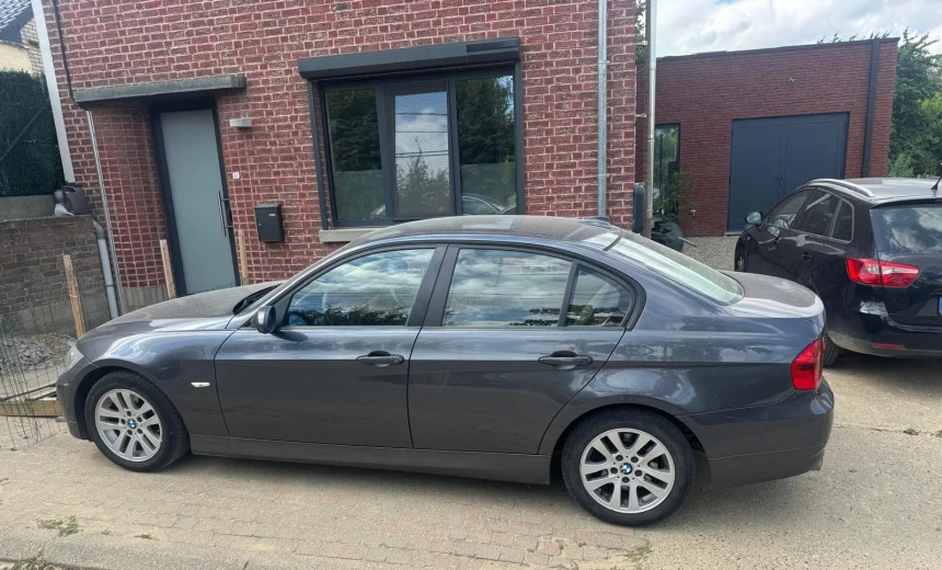 BMW 318 2008 Diesel Manual Image 3