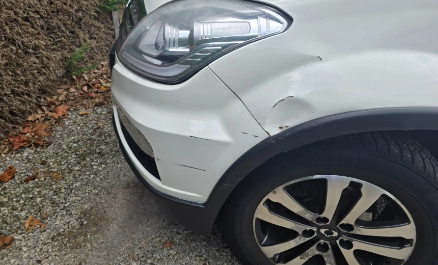 SsangYong REXTON 2015 Diesel Automatic Image 3
