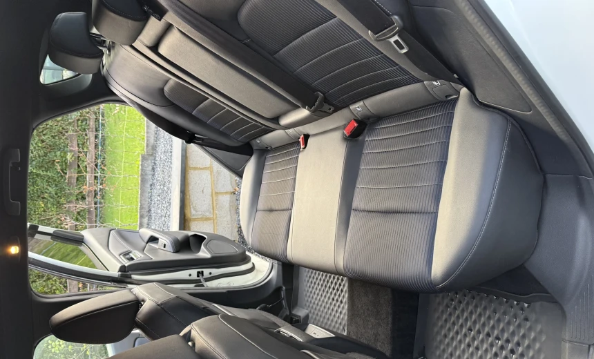 Nissan Qashqai 2023 Hybrid Electric/Gasoline Manual Image 11