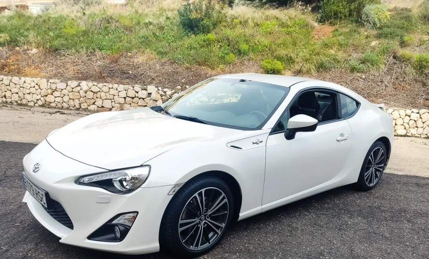 Toyota GT86 2013 Gasoline Manual Image 0