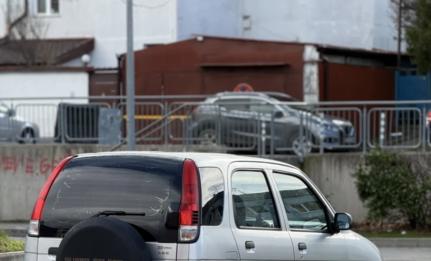 Daihatsu Terios 2005 Gasoline Automatic Image 4