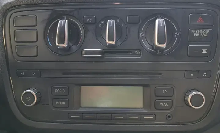 Skoda Citigo 2012 Gasoline Manual Image 10