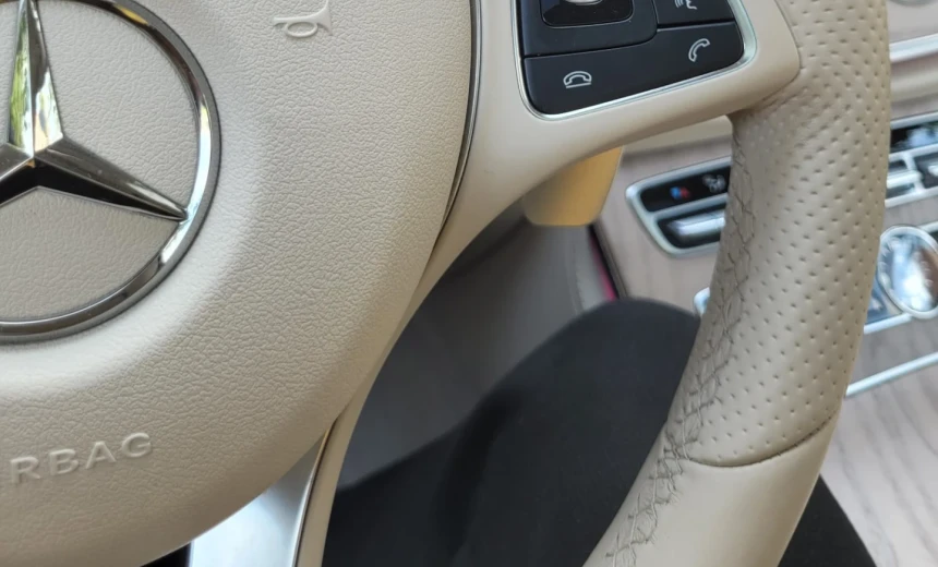 Mercedes-Benz E 300 2017 Gasoline Automatic Image 2