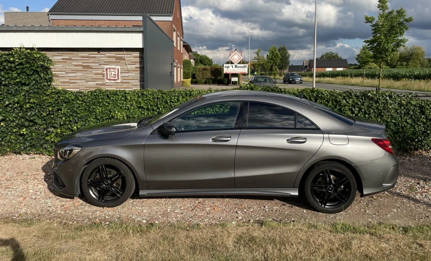 Mercedes-Benz CLA 180 2017 Diesel Automatic Image 0