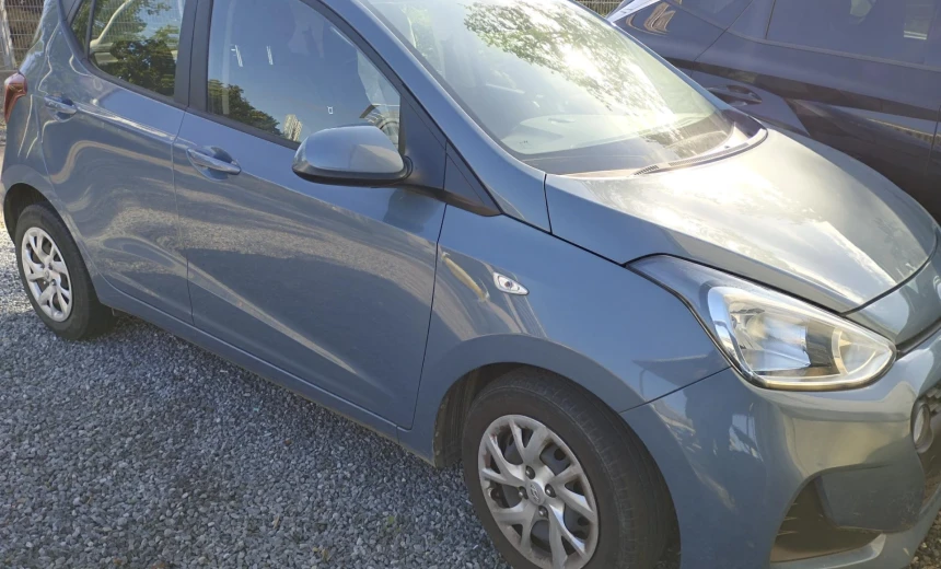 Hyundai i10 2005 Gasoline Manual Image 1