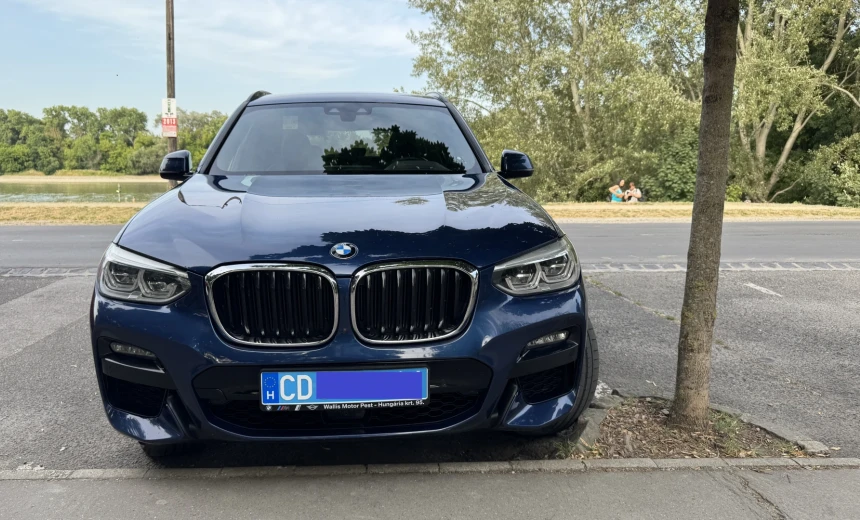 Skoda Octavia 2012 Gasoline Manual Image 3