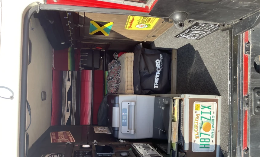 Land Rover Defender 1999 Diesel Manual Image 4