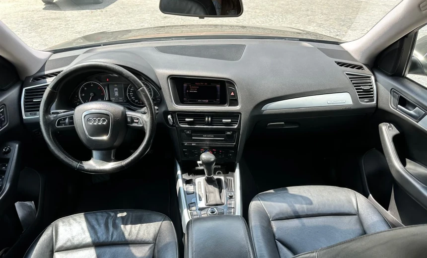 Audi Q5 2011 Diesel Automatic Image 5