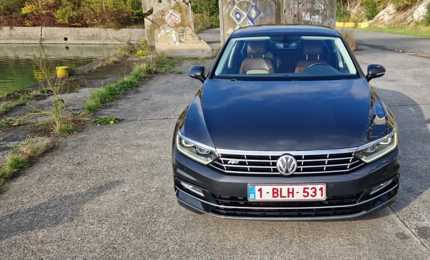 Volkswagen Passat 2018 Diesel Automatic Image 1