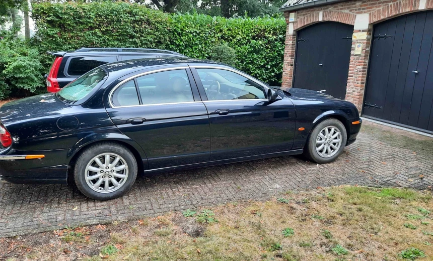 Jaguar S-Type 2003 Gasoline Automatic Image 0
