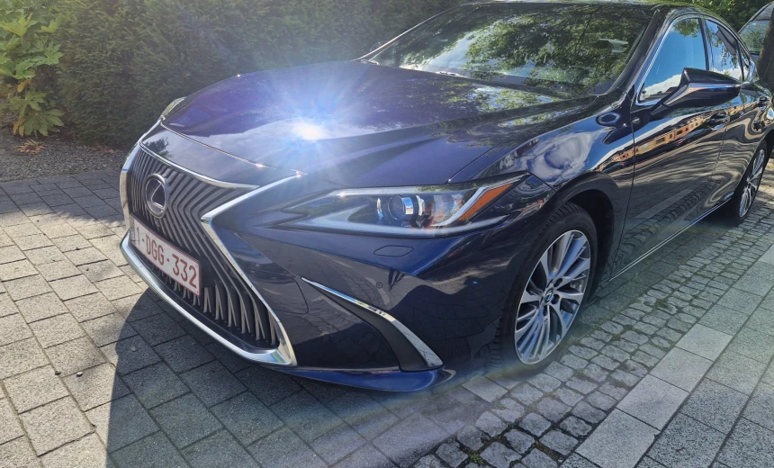 Lexus ES 300 2021 Hybrid Electric/Gasoline Automatic Image 0