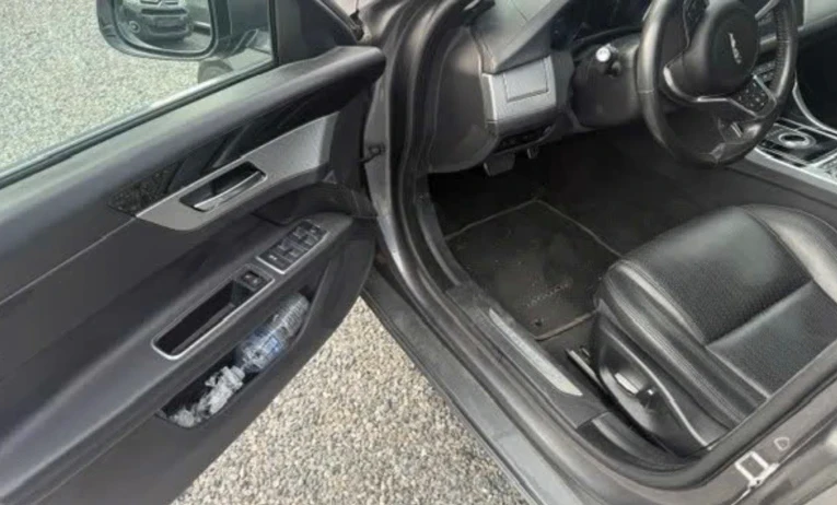 Jaguar XF 2019 Gasoline Automatic Image 3