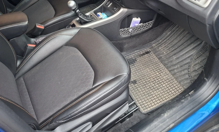 Jeep Compass 2018 Diesel Manual Image 6