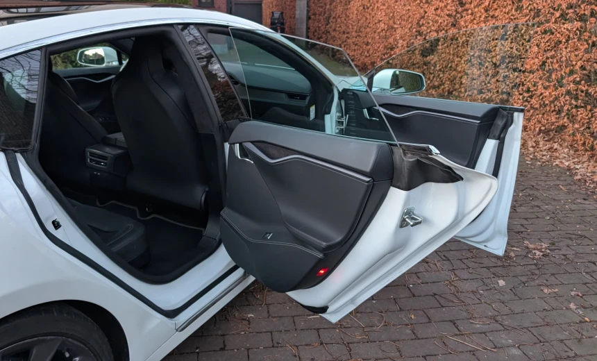 Tesla Model S 2019 Electric Automatic Image 8