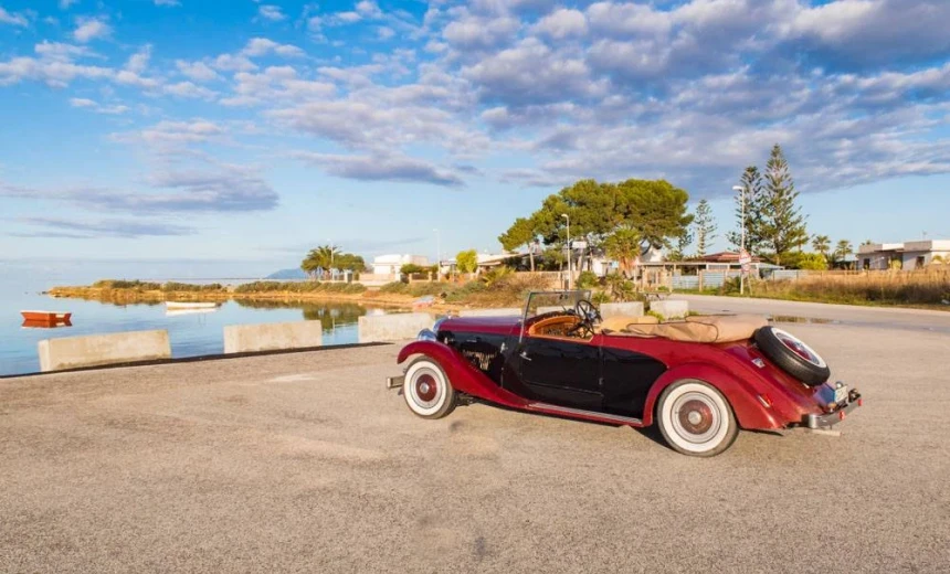 Bentley Others 1978 Gasoline Automatic Image 1