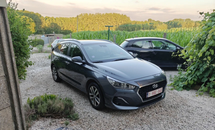 Hyundai i30 2018 Gasoline Manual Image 5
