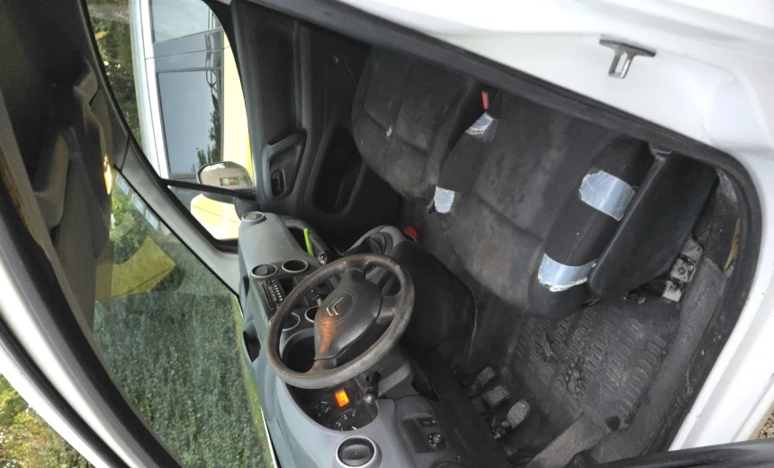 Citroen Berlingo 2010 Diesel Manual Image 6