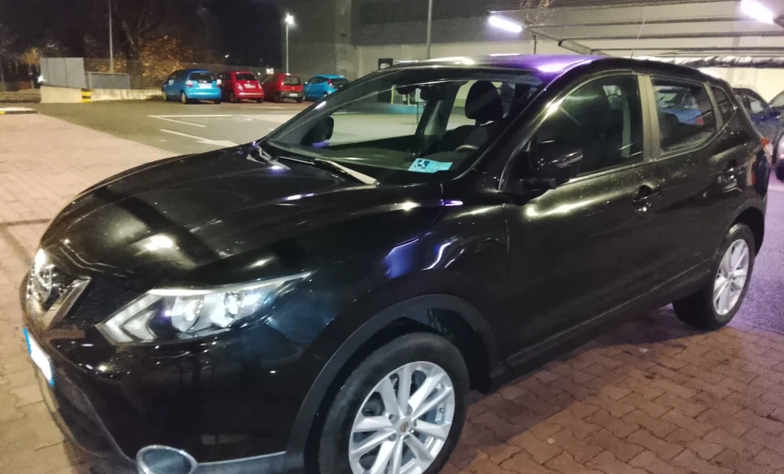 Nissan Qashqai 2015 Diesel Manual Image 2