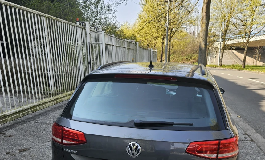 Volkswagen Passat 2017 Diesel Manual Image 5