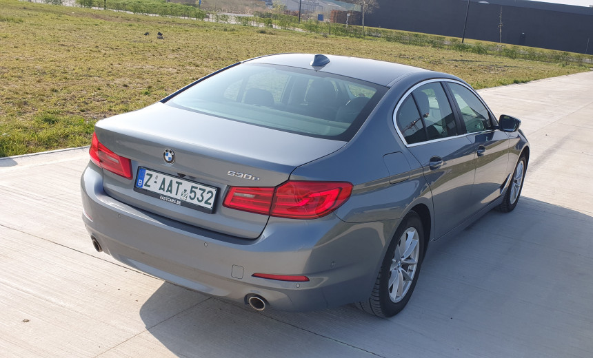 BMW 530 2020 Electric/Gasoline Automatic Image 4