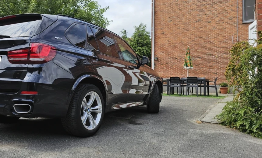 BMW X5 2018 Hybrid Electric/Gasoline Automatic Image 2